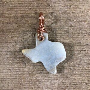 Small Agate Texas Shaped Necklace Pendant